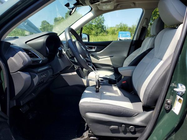 2024 SUBARU FORESTER Premium