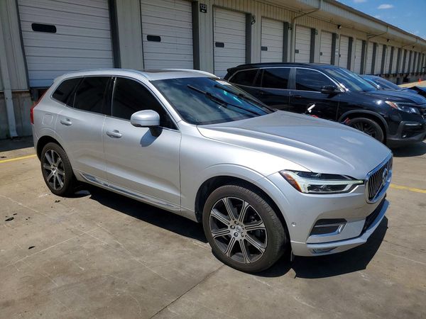 2019 VOLVO XC60 Inscription — Passenger 3/4