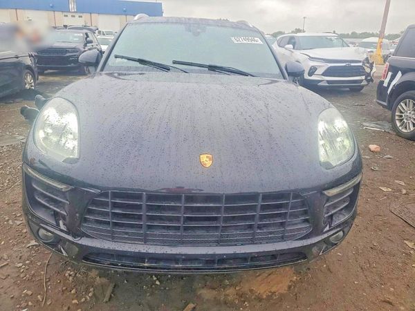 2018 PORSCHE MACAN Macan S