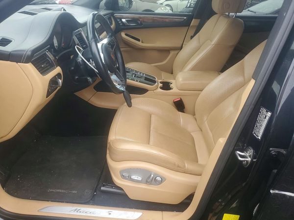 2018 PORSCHE MACAN Macan S