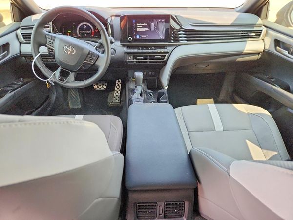 2025 TOYOTA CAMRY