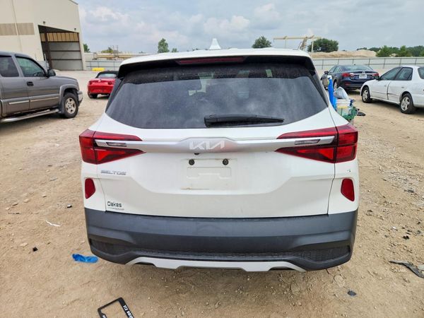 2022 KIA SELTOS LX