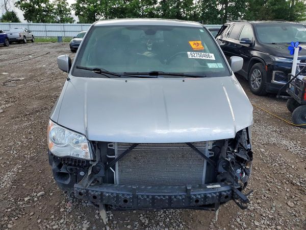 2019 DODGE GRAND CARAVAN SE