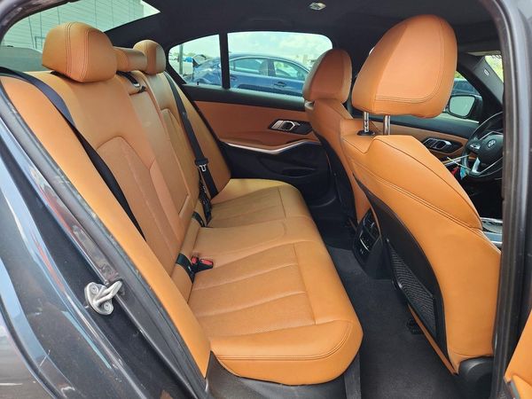 2022 BMW 330E