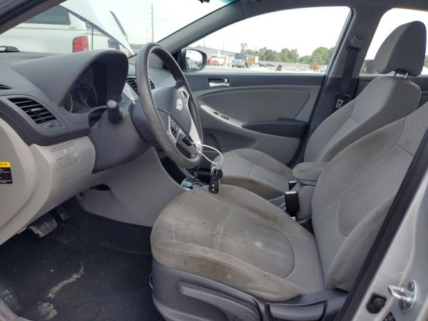 2013 HYUNDAI ACCENT GLS Premium/ SE