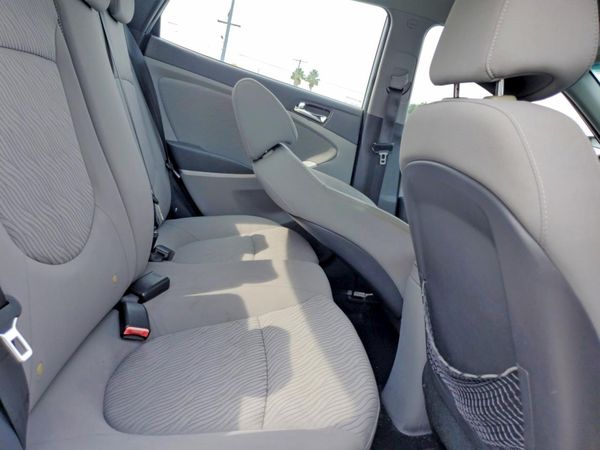 2013 HYUNDAI ACCENT GLS Premium/ SE