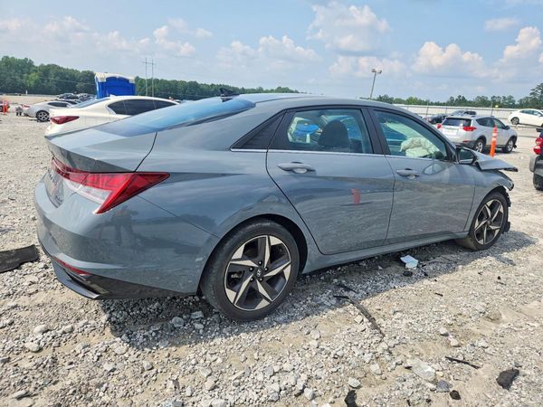 2022 HYUNDAI ELANTRA Limited