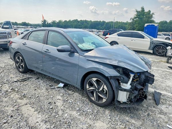 2022 HYUNDAI ELANTRA Limited