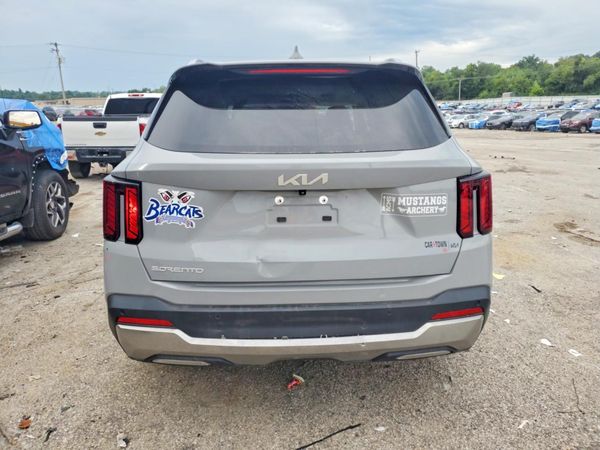 2024 KIA SORENTO S
