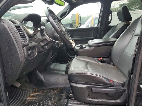 2022 RAM 3500 Tradesman — DENT