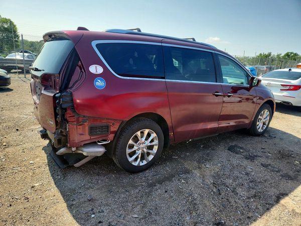 2021 CHRYSLER PACIFICA