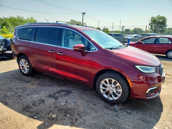 2021 CHRYSLER PACIFICA