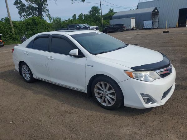 2013 TOYOTA CAMRY Hybrid