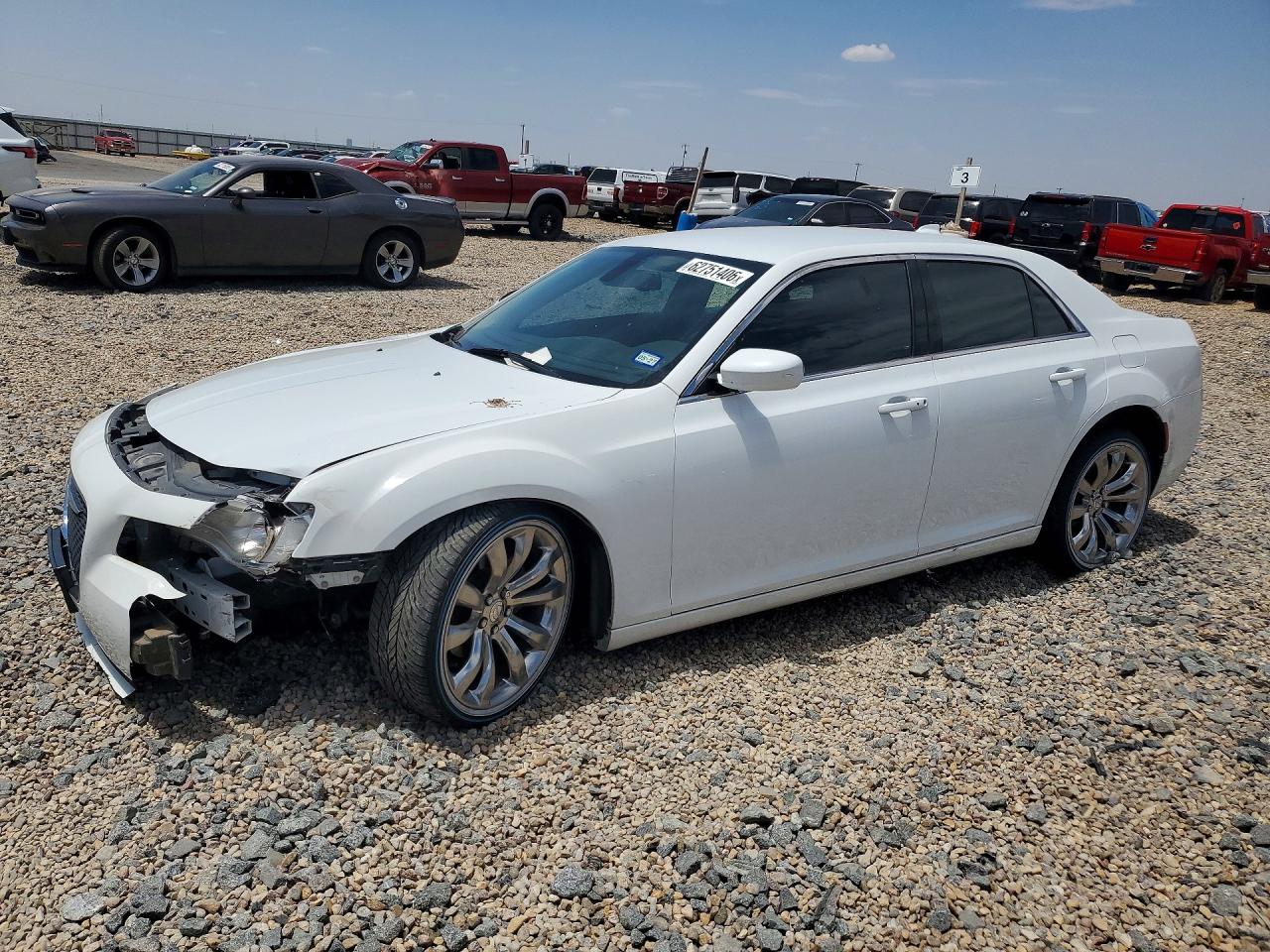 2017 CHRYSLER 300 Limited