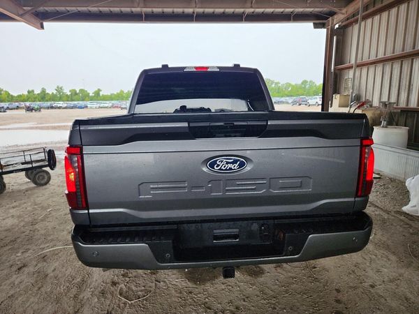 2024 FORD F150