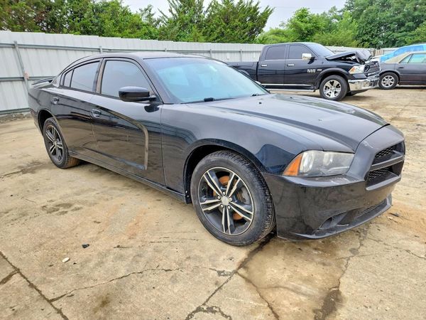 2014 DODGE CHARGER SXT