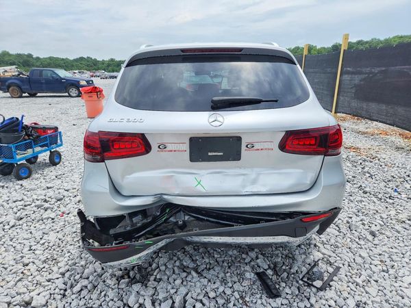2020 MERCEDES-BENZ GLC GLC300