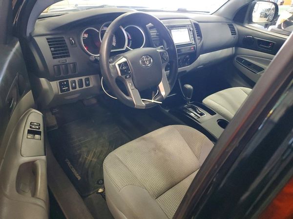 2015 TOYOTA TACOMA Delux Grade