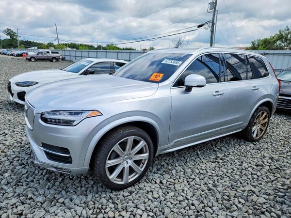 2019 VOLVO XC90