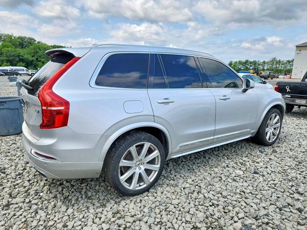 2019 VOLVO XC90