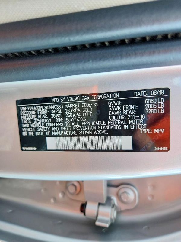 2019 VOLVO XC90