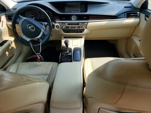 2013 LEXUS ES 350