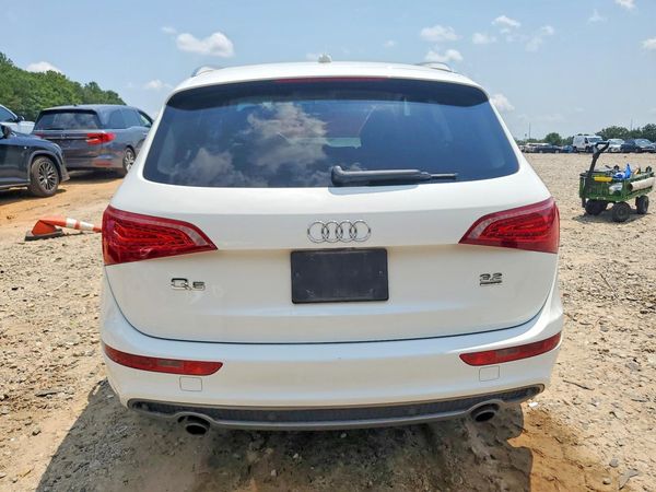 2012 AUDI Q5