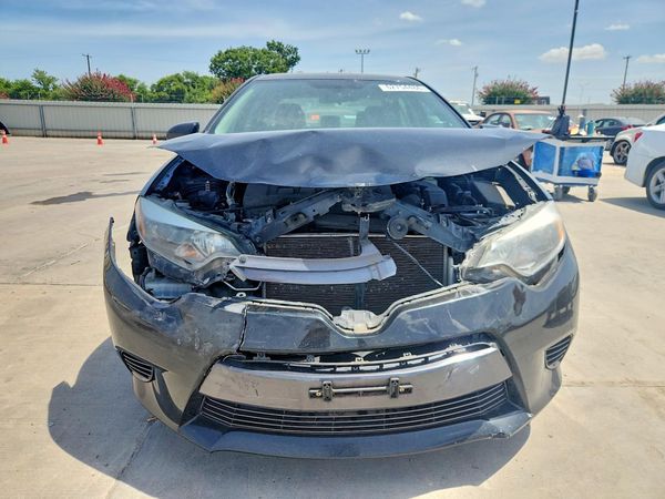 2015 TOYOTA COROLLA