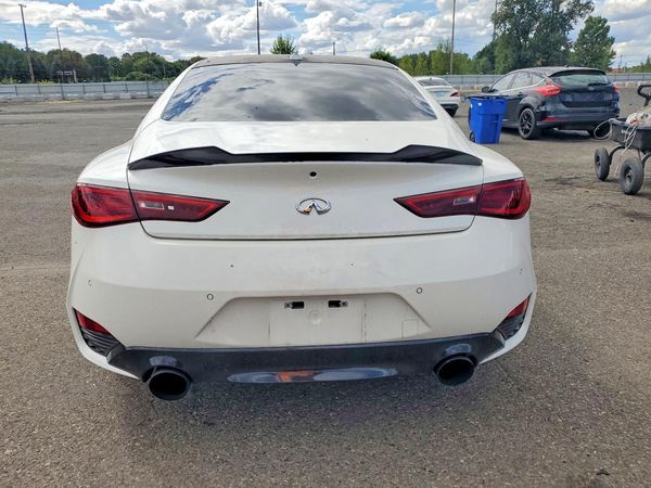 2017 INFINITI Q60