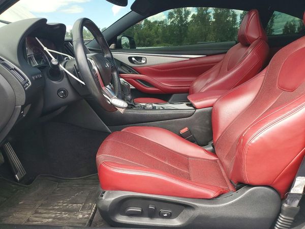 2017 INFINITI Q60