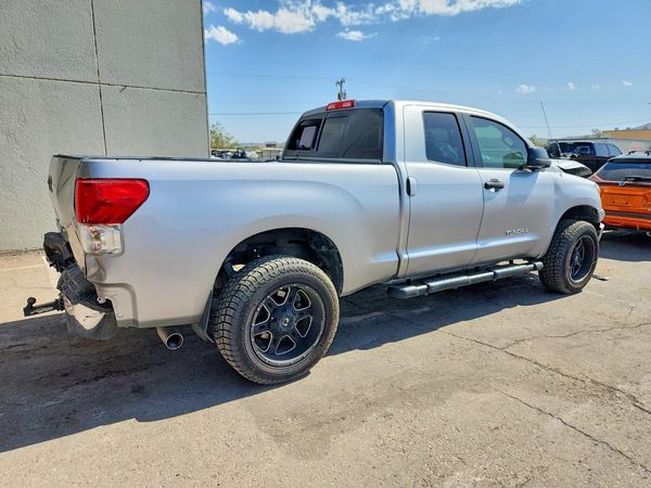 2012 TOYOTA TUNDRA SR5