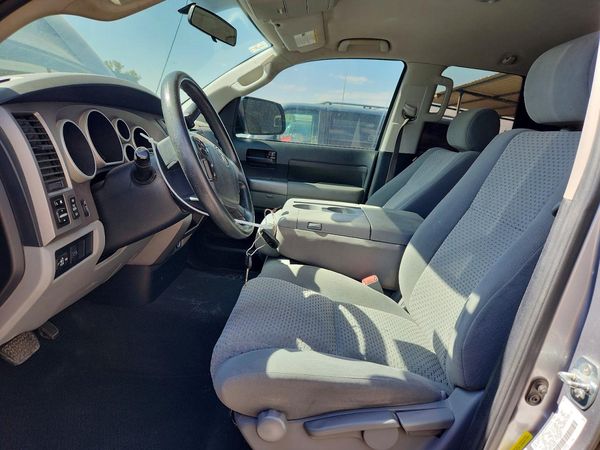 2012 TOYOTA TUNDRA SR5
