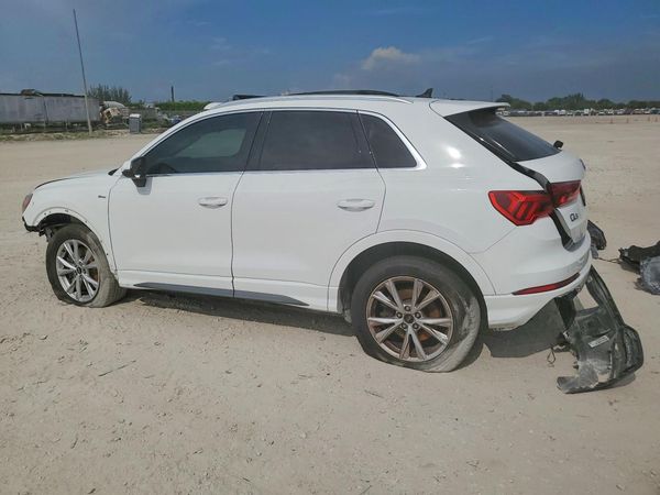 2021 AUDI Q3 S Line quattro Premium