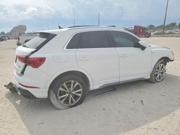 2021 AUDI Q3 S Line quattro Premium