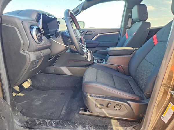 2024 CHEVROLET COLORADO
