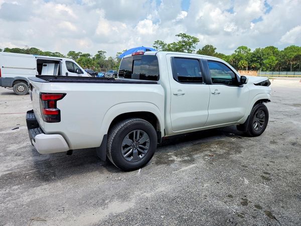 2025 NISSAN FRONTIER