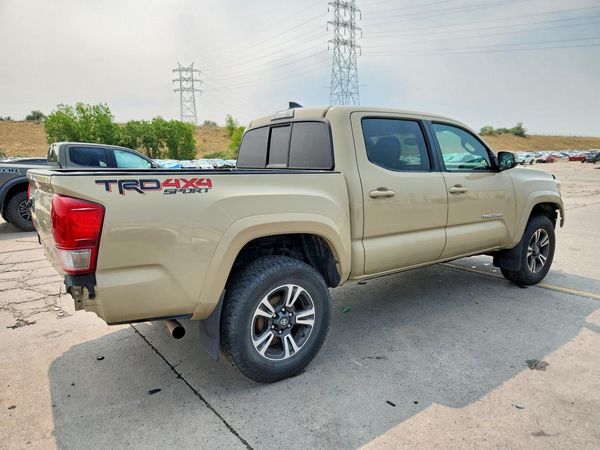 2016 TOYOTA TACOMA