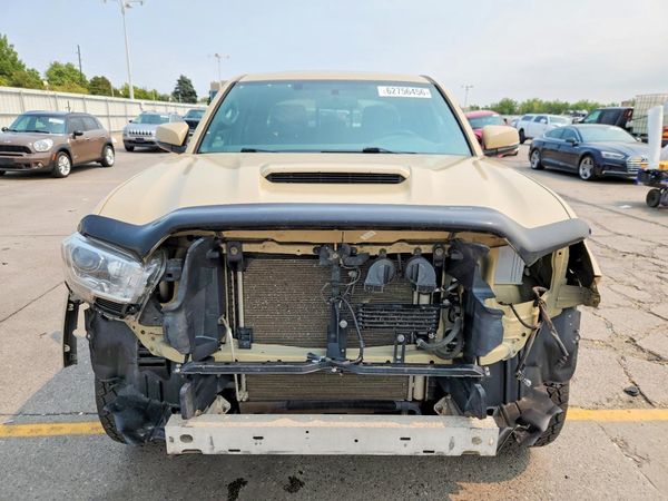 2016 TOYOTA TACOMA