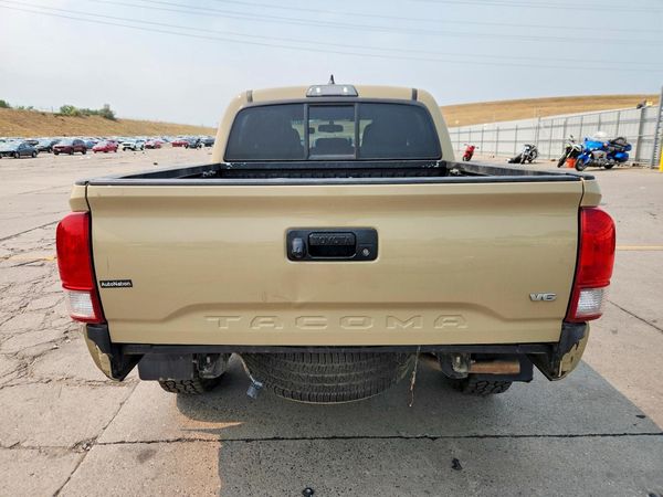2016 TOYOTA TACOMA