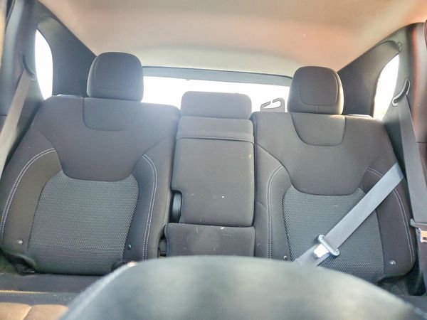 2019 JEEP CHEROKEE LATITUDE FWD