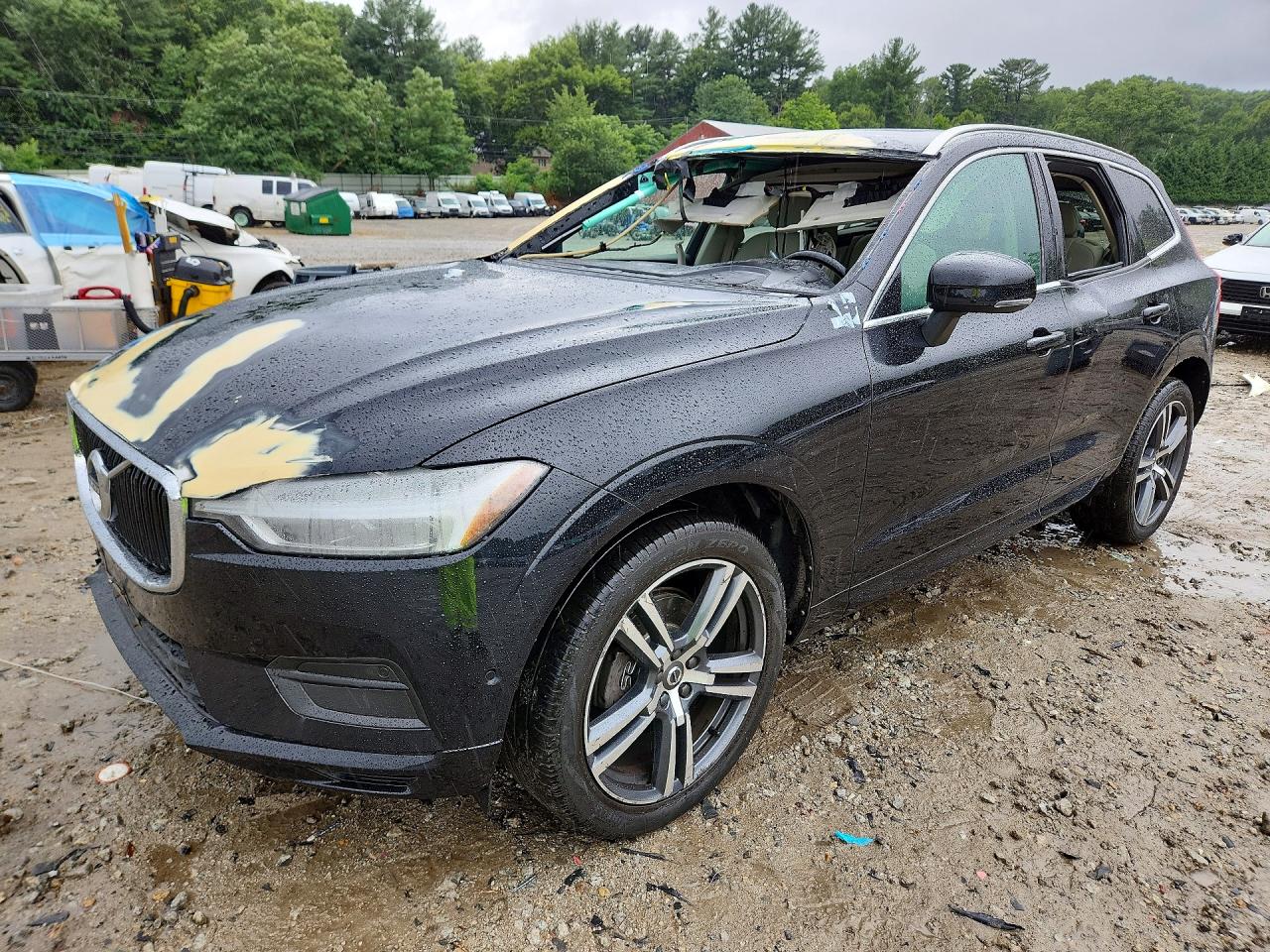 2019 VOLVO XC60 Momentum