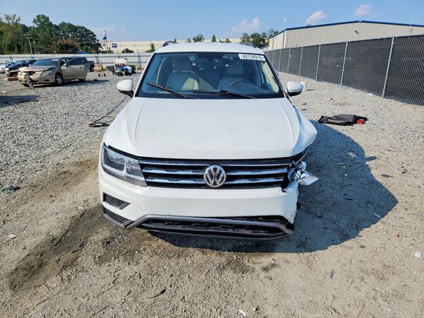 2020 VOLKSWAGEN TIGUAN SE, SEL