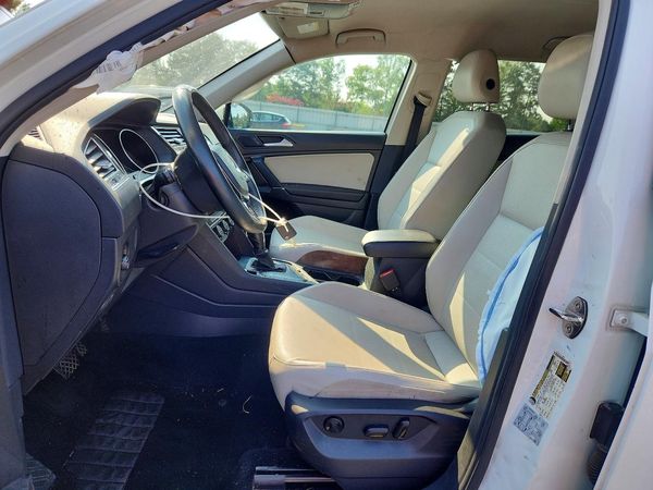 2020 VOLKSWAGEN TIGUAN SE, SEL
