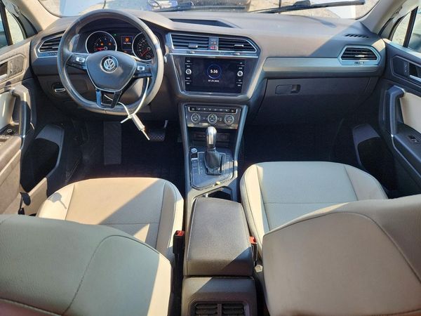 2020 VOLKSWAGEN TIGUAN SE, SEL