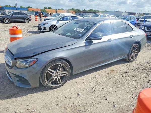2018 MERCEDES-BENZ E-CLASS E 400-4M — Front 3/4