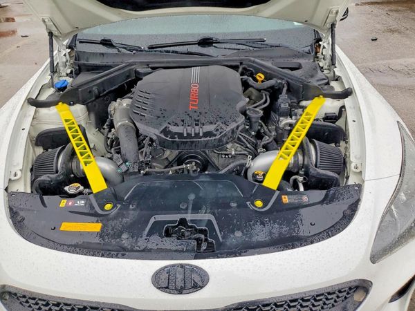 2019 KIA STINGER