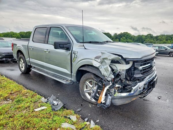 2025 FORD F150 XLT