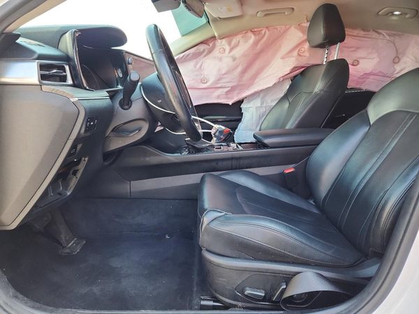 2022 KIA K5 EX