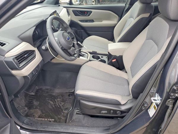 2025 SUBARU FORESTER Premium