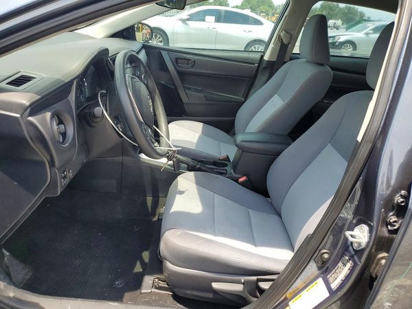 2017 TOYOTA COROLLA